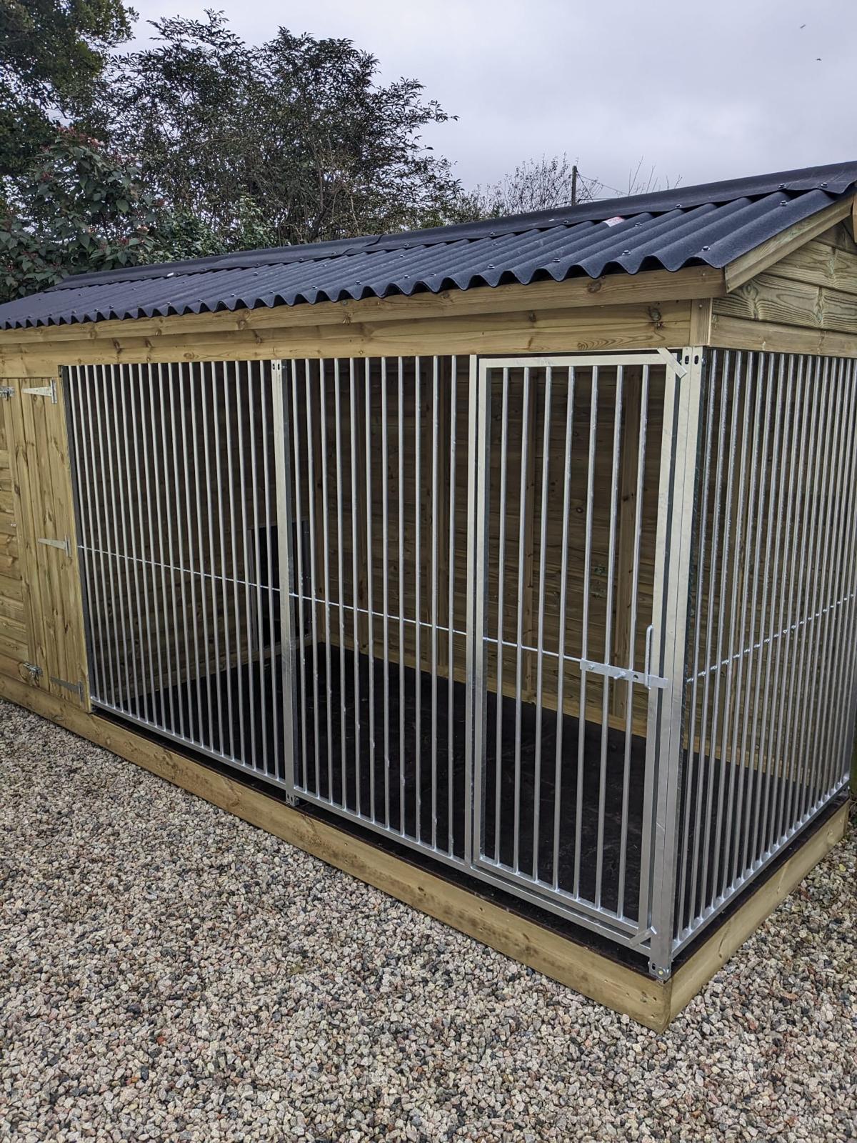 Windermere Wooden Dog Kennel And Run 10'6ft (wide) x 5ft (depth) x 6'6ft (apex)