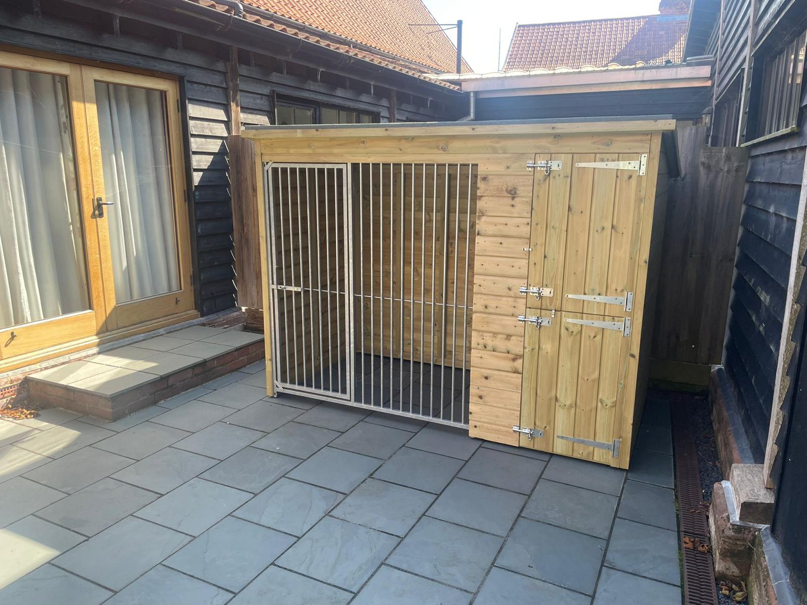 Chesterfield Dog Kennel 10'6ft (wide) x 4ft (depth) x 5'7ft (high