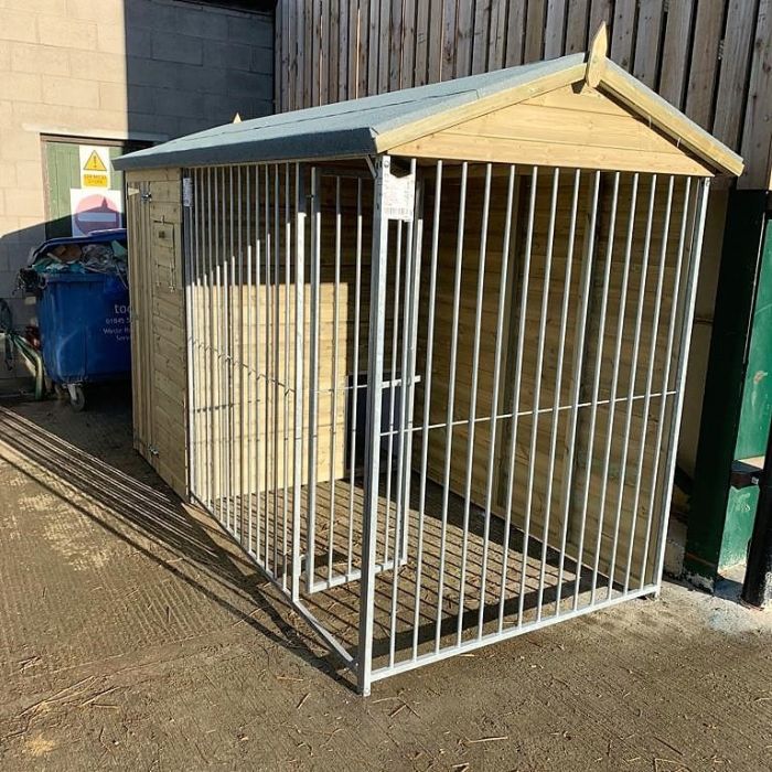 Wymbury Wooden Dog Kennel And Run 8ft (wide) x 5ft (depth) x 6'9ft (apex)