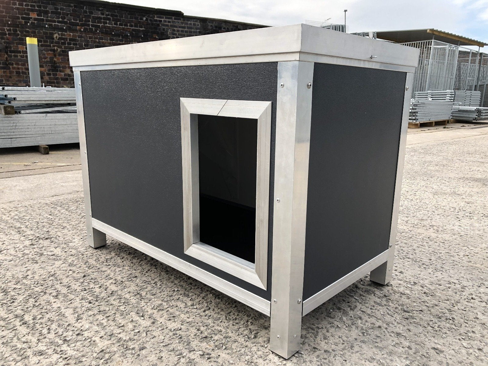 Grey Thermal Hygienic Wipe Clean Dog Cabins