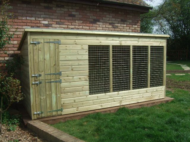 ASTON WOODEN DOG KENNEL AND RUN  8ft (wide) x 6ft (depth) x 5'7ft (high)