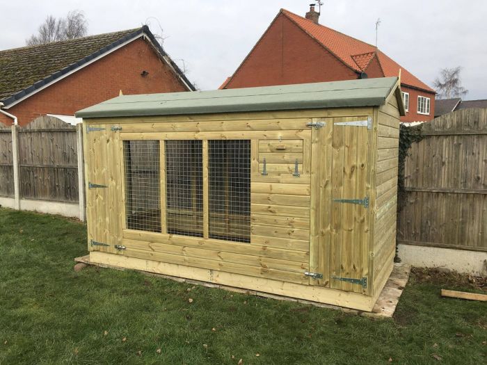 Winterley Wooden Dog Kennel And Run 14ft (wide) x 6ft (depth) x 6'6ft (apex)