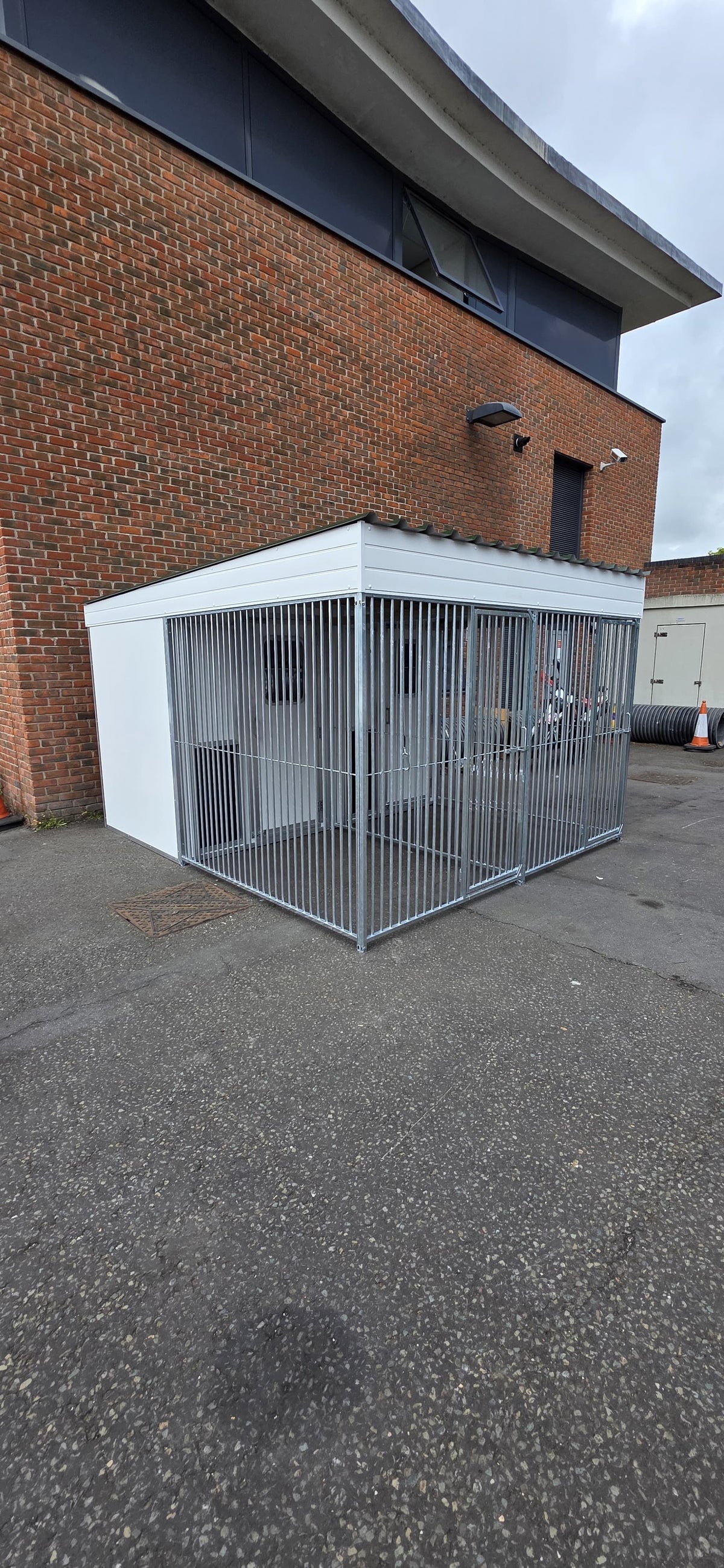 Blakemere Double Thermal Dog Kennel & Run – 10ft x 12ft | Kennelstore