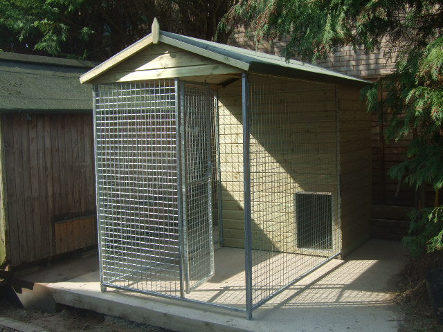 Faddiley Wooden Dog Kennel And Run 8ft (wide) x 5ft (depth) x 6'9ft (apex)