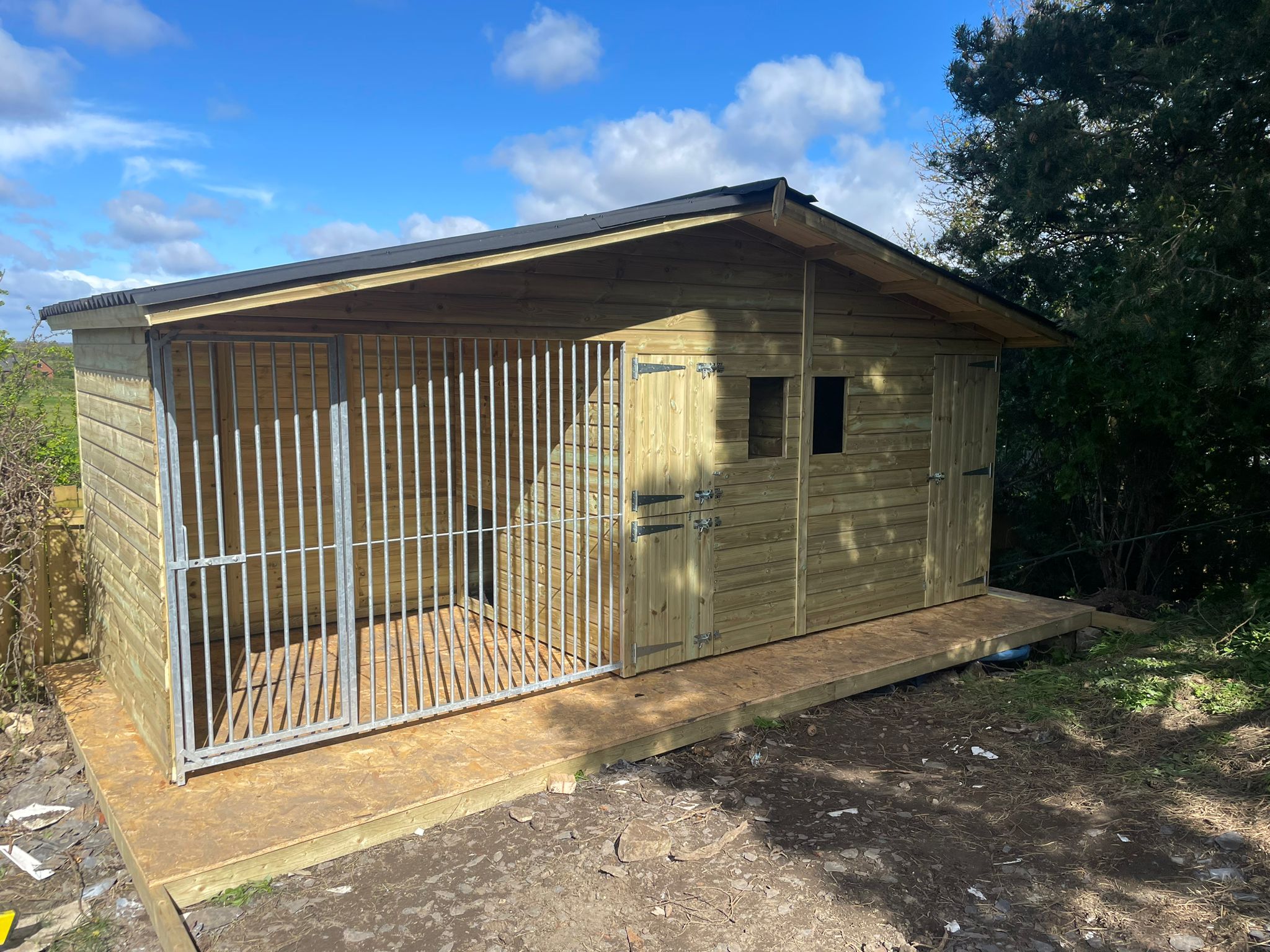 Elworth Wooden Dog Kennel And Run With Storage Shed 17ft (wide) x 6ft (depth) x 7ft (apex)