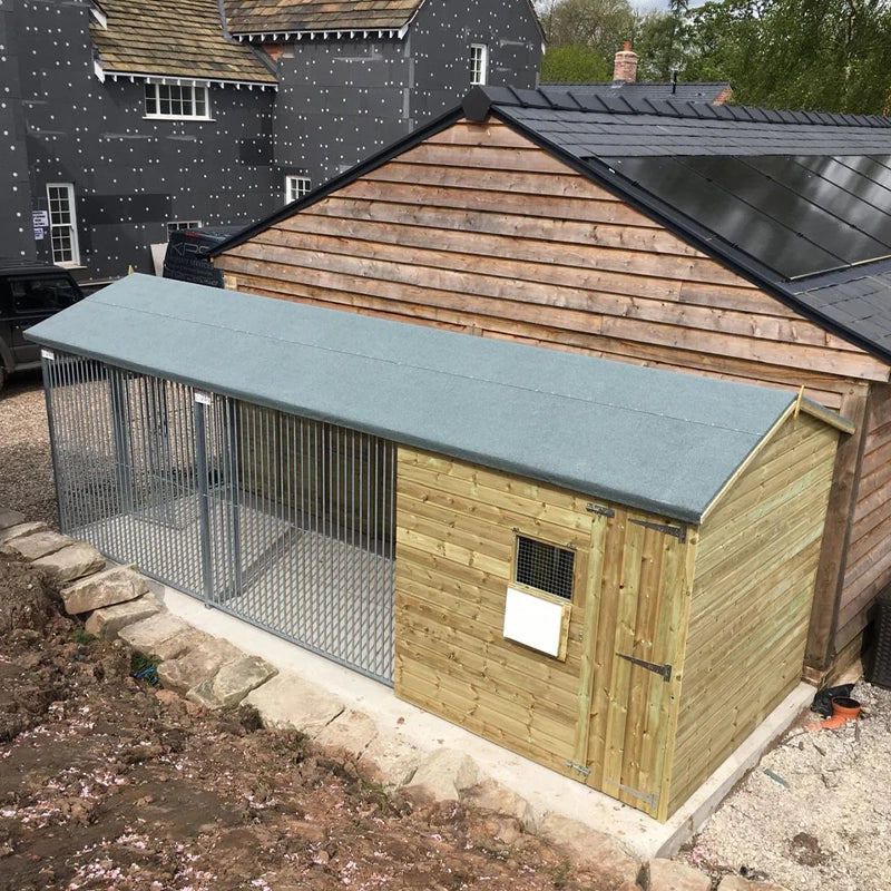 Faddiley apex wooden dog kennel and run with secure fencing, weatherproof outdoor shelter