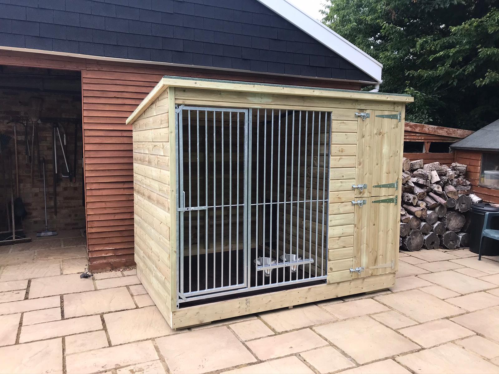 Chesterfield Wooden Dog Kennel And Run 10'6ft (wide) x 4ft (depth) x 5'11ft (high)
