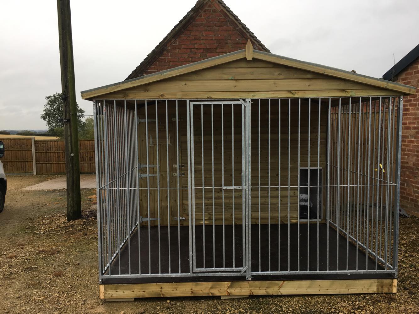 Front Entry Wymbury Deluxe Wooden Dog Kennel And Run- 10ft (wide) x 10'6ft (deep) x 7'2ft (apex)