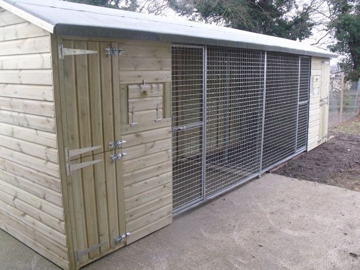 Wymbury Double Wooden Dog Unit And Run 21ft (wide) x 5ft (deep) x 6'9ft (Apex)